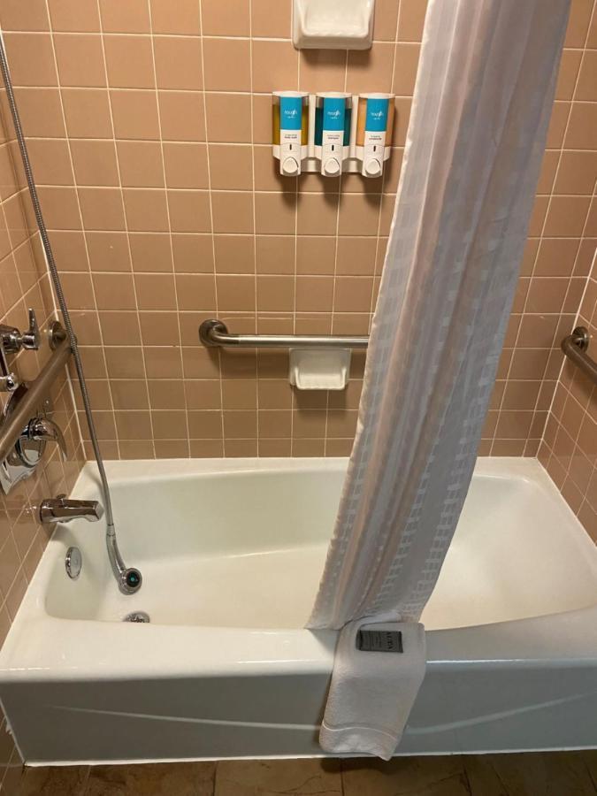 Hotel Lotus Kansas City Merriam Zewnętrze zdjęcie