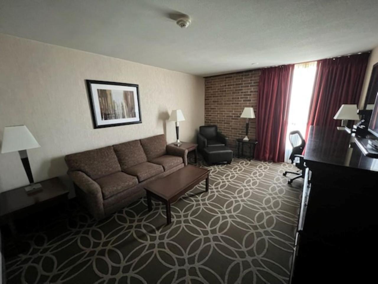 Hotel Lotus Kansas City Merriam Zewnętrze zdjęcie